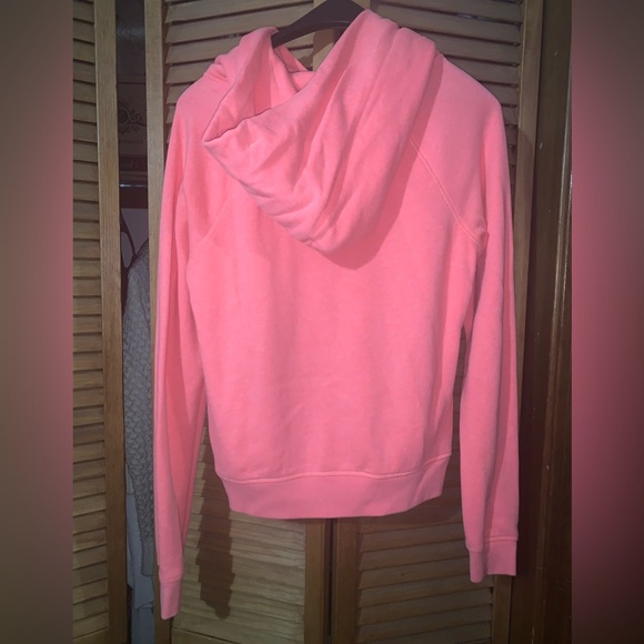 PINK sequined sweatshirt. - Picture 5 of 5